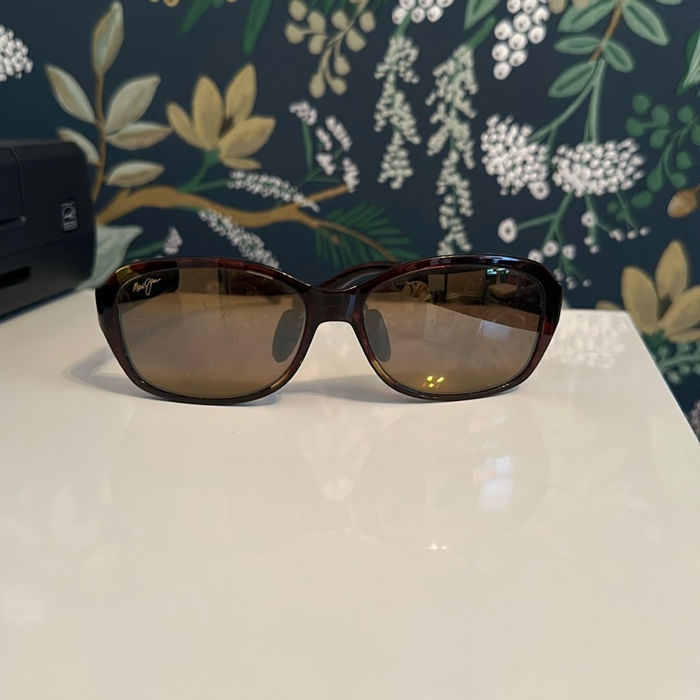 Maui Jim plastic polarized sunglasses